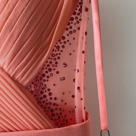 Jolene Prom Dress 4 - Picture 6 of 13